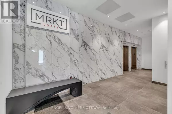 Ottawa, ON K1N0E9,199 Rideau ST #2314