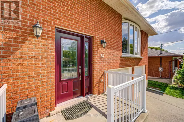 Kitchener, ON N2C1T4,25 CARROL STREET