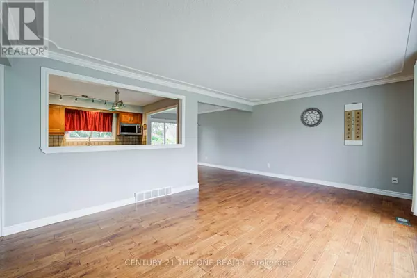 Kitchener, ON N2C1T4,25 CARROL STREET