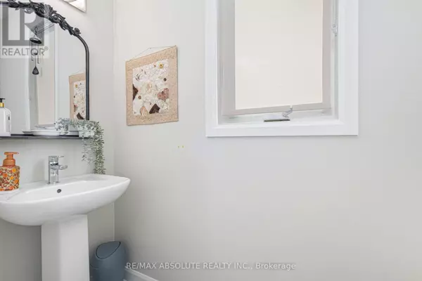 Ottawa, ON K0A2Z0,16B COCKBURN STREET