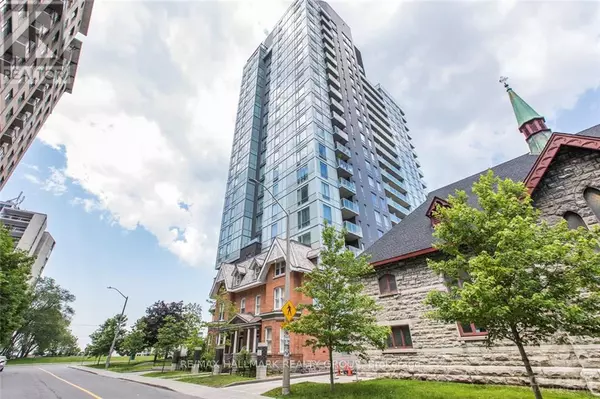 428 SPARKS ST #1202, Ottawa, ON K1R0B3