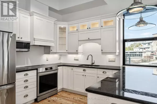 Mississippi Mills, ON K0A1A0,83 Little Bridge ST #114