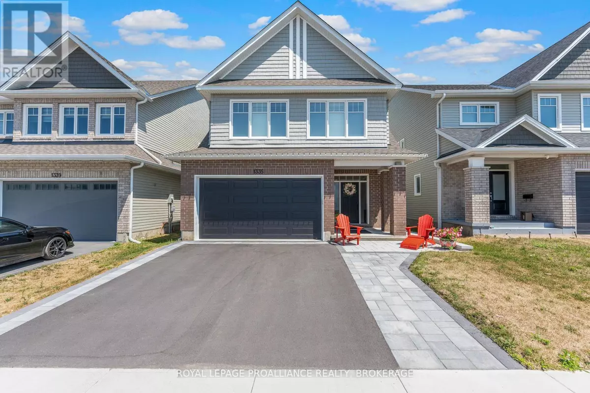 Kingston (east Gardiners Rd), ON K7M0H3,1335 GRAYSON DRIVE