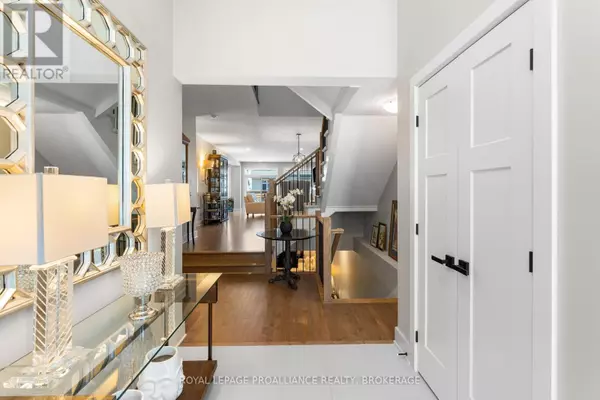 Kingston (east Gardiners Rd), ON K7M0H3,1335 GRAYSON DRIVE