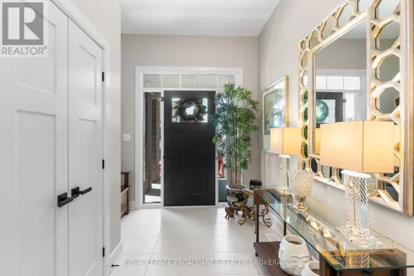 Kingston (east Gardiners Rd), ON K7M0H3,1335 GRAYSON DRIVE