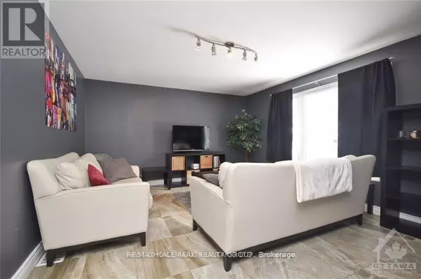 Ottawa, ON K1K1M9,178 Donald ST #A