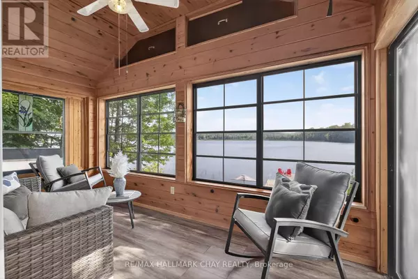 Lake Of Bays (mclean), ON P0B1A0,1104 HAMMOND ROAD