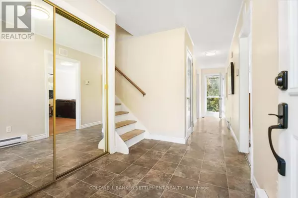 Rideau Lakes, ON K7A4S5,2 SALMON SIDE ROAD