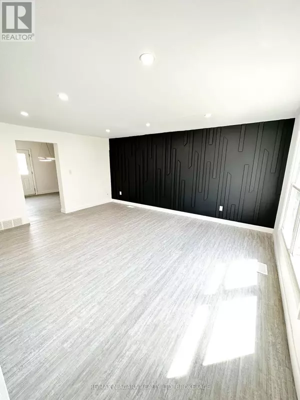 Fort Erie (central), ON L2A1W5,71 Hagey AVE #1