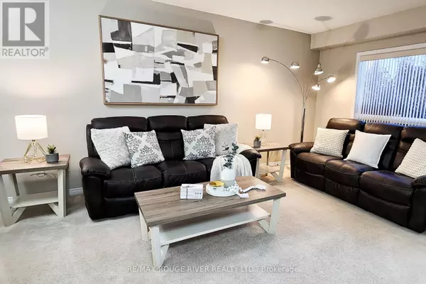 Hamilton (stoney Creek Mountain), ON L8J3Z8,74 MEADOW WOOD CRESCENT