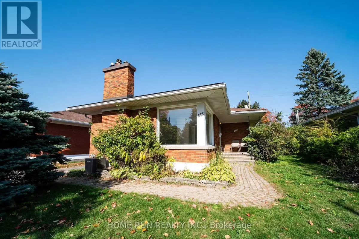 Ottawa, ON K1G0T3,533 BROWNING AVENUE