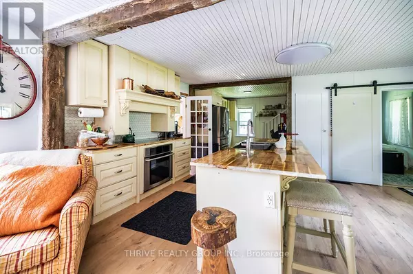 Addington Highlands (addington Highlands), ON K0H1L0,66 BRIDGE STREET