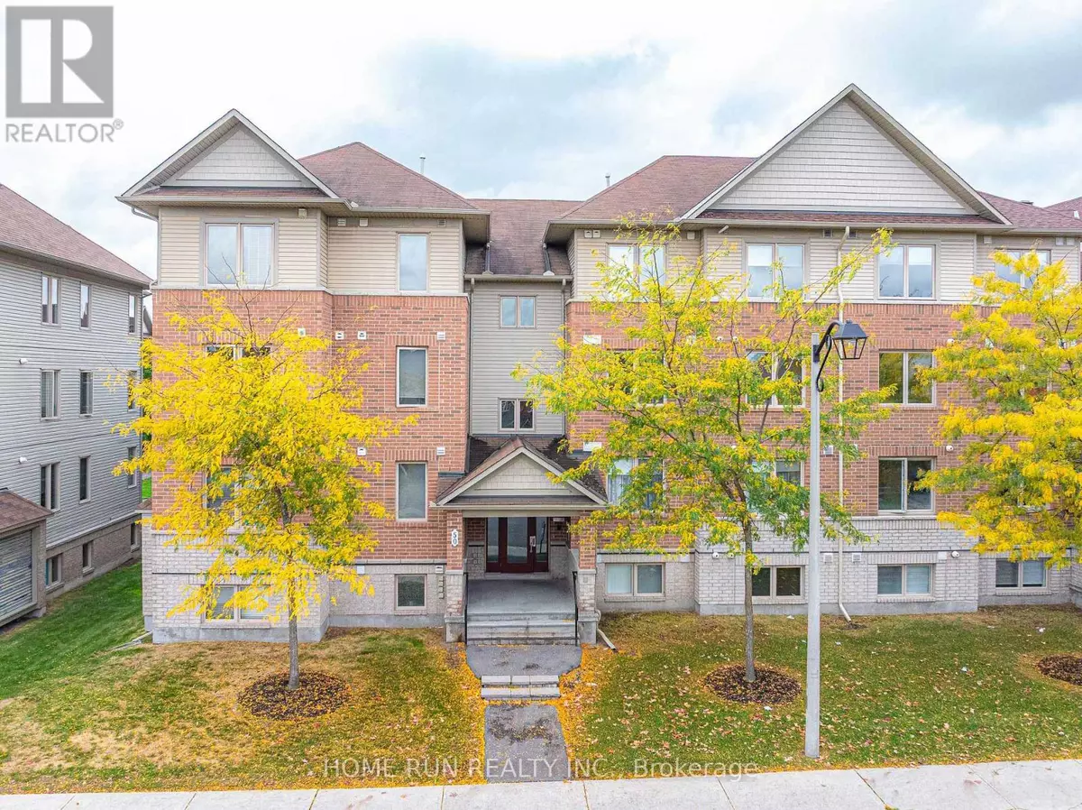 Ottawa, ON K2G6X2,50 Barnstone DR #6