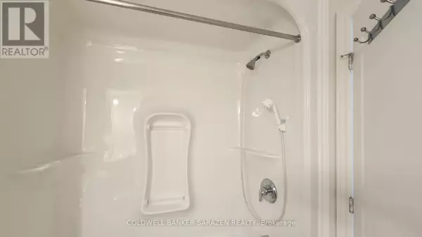 Arnprior, ON K7S0C8,88 Thomas ST South #B