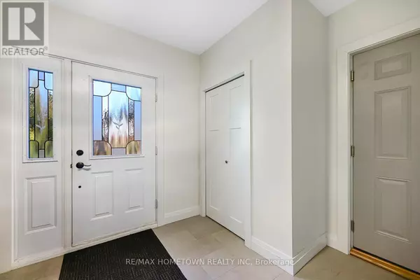 Brockville, ON K6V1N4,6 MAPLEWOOD CIRCLE