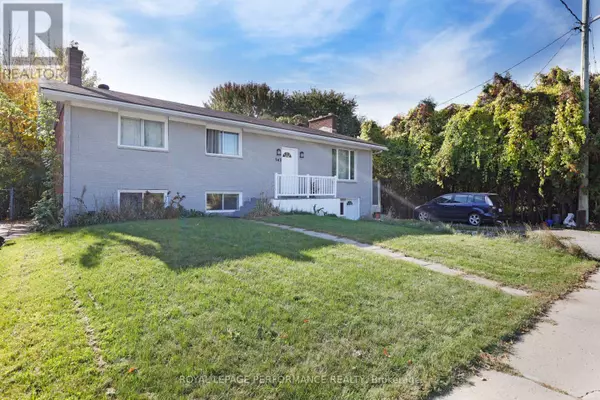 Ottawa, ON K2G2S4,142 MEADOWLANDS DRIVE W