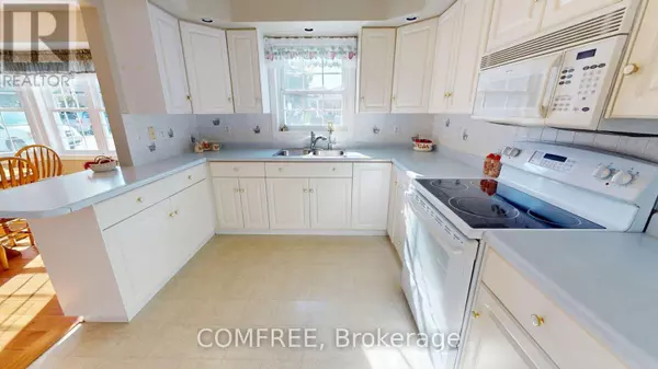 Wellesley, ON N0B2T0,12 Pond View DR #12