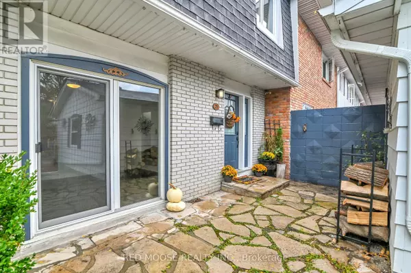 Ottawa, ON K1V8M4,21 RAMSGATE PRIVATE