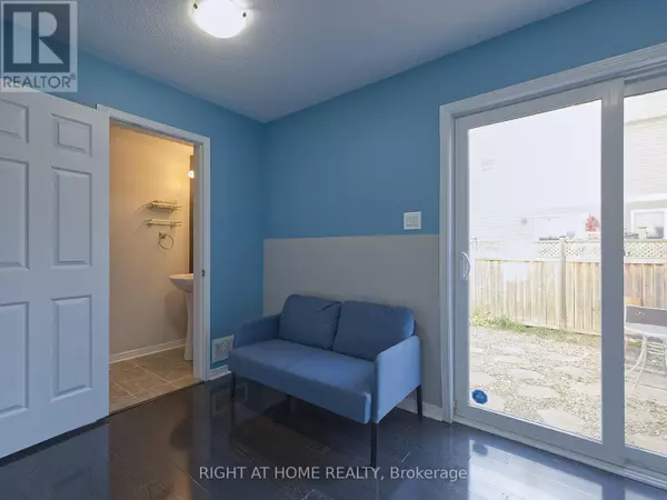Ottawa, ON K2J0C3,773 COBBLE HILL DRIVE