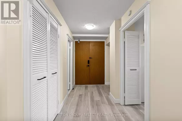 London East (east K), ON N6B3L6,380 King ST #S01702