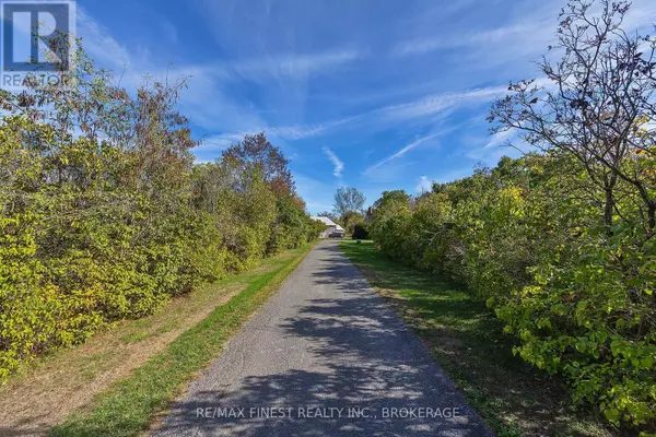 Frontenac (frontenac South), ON K0H1M0,5033 EDDY LANE