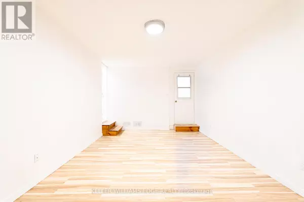 Thorold (confederation Heights), ON L2V5C7,119 Summers DR #Room 2