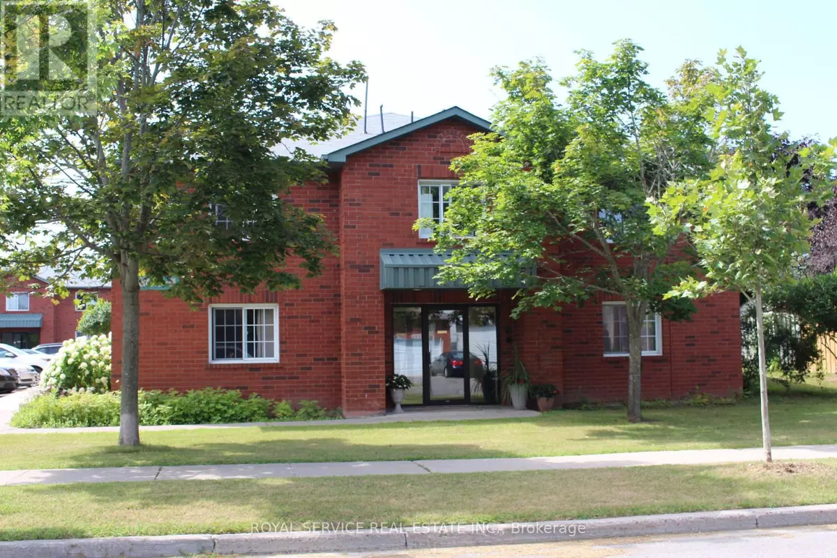 Cobourg, ON K9A5W1,209B Sutherland CRES #201