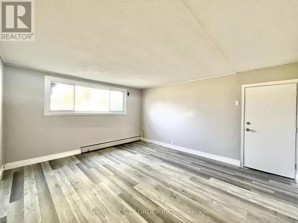 London East (east P), ON N5W4V7,1 Balfour PL #1