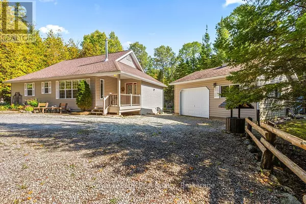83 LAKEWOOD COUNTRY LANE, Northern Bruce Peninsula, ON N0H1W0