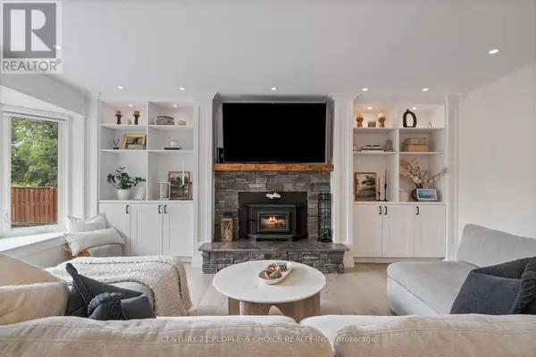 Hamilton (waterdown), ON L0R2H4,7 CARL CRESCENT