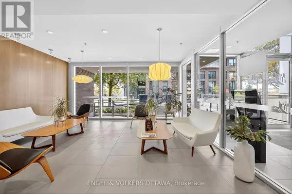 Ottawa, ON K1R0A8,300C Lett ST #802