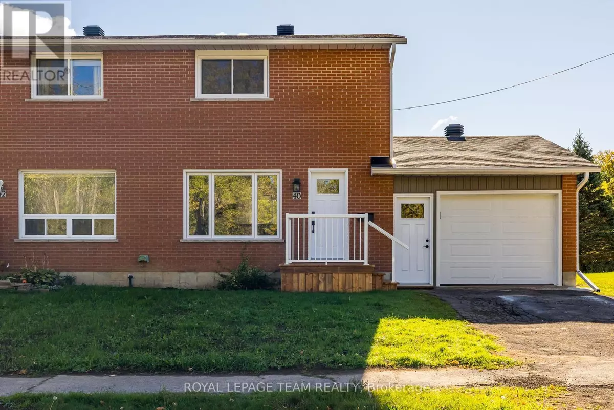 South Dundas, ON K0E1K0,40 BEACH AVENUE