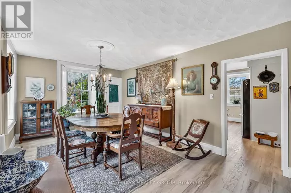 Elizabethtown-kitley, ON K6V5T5,5952 BAINS ROAD