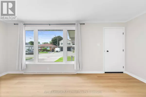 Tillsonburg, ON N4G1H7,35 SANDERS STREET