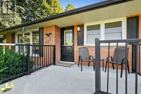 Cobourg, ON K9A1A7,323 NICKERSON DRIVE