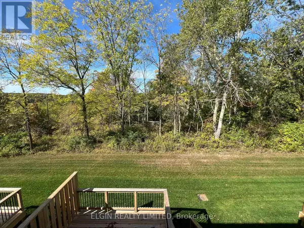 St. Thomas, ON N5R0P4,9-49 ROYAL DORNOCH DRIVE