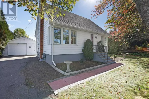 South Dundas, ON K0E1K0,12 MAPLE AVENUE