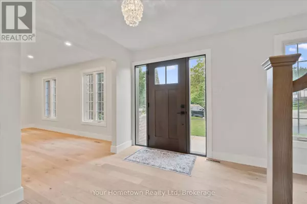 Waterloo, ON N2L5Y8,111 THORNDALE PLACE