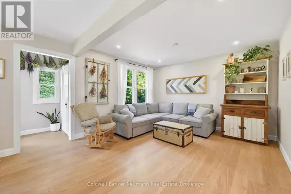 Hamilton, ON L0R1T0,1704 2ND CON ROAD W