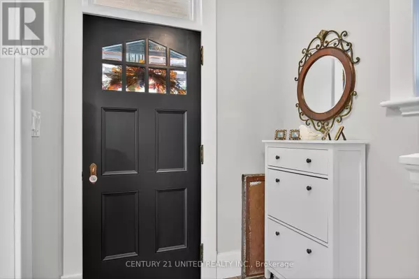 Peterborough (ashburnham Ward 4), ON K9H1W9,470 ROGERS STREET