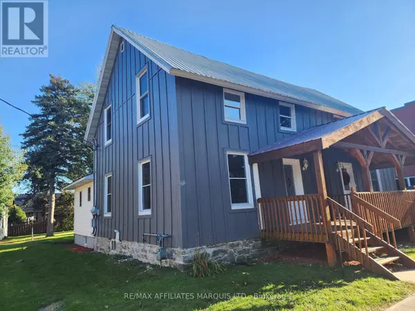 12 OAK STREET, South Glengarry, ON K0C1N0