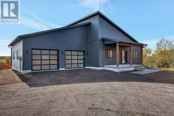 19115 LOYALIST PARKWAY, Prince Edward County (hillier Ward), ON K0K1T0