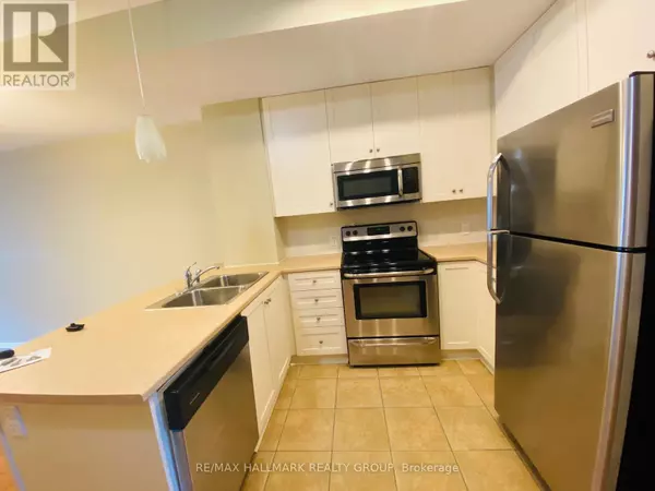 Ottawa, ON K1K2W3,338 LONDON TERRACE