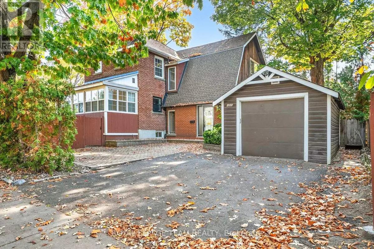 Ottawa, ON K1M1H5,100 MAPLE LANE