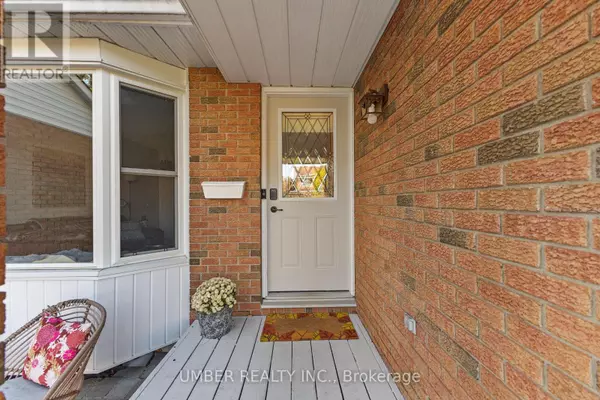 Ottawa, ON K1C2J7,1130 ST EMMANUEL TERRACE