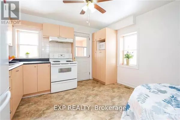 Ottawa, ON K1L5M2,310 SHAKESPEARE STREET