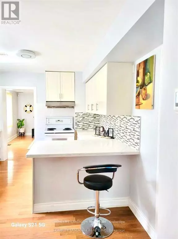 Kingston (central City East), ON K7L4K8,22 TRAYMOOR STREET