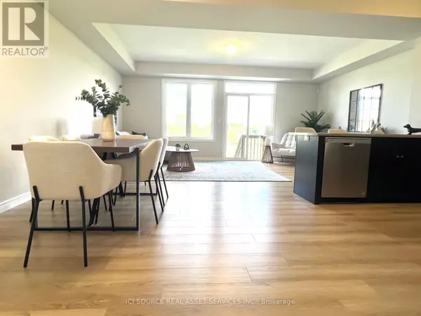 Hamilton, ON L0R1C0,51 LLOYD DAVIES WAY