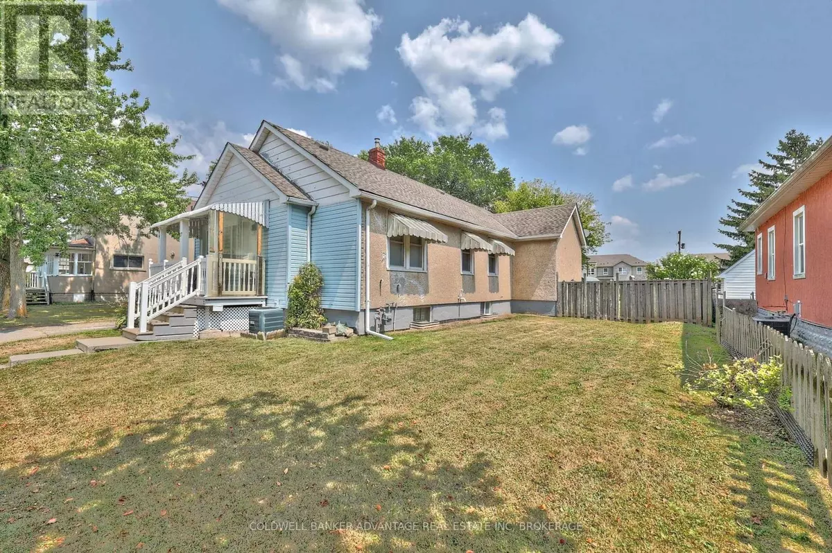 Welland (broadway), ON L3C2C6,17 CLIFFORD AVENUE