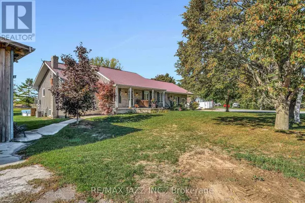 Prince Edward County (hallowell Ward), ON K0K1G0,325 COUNTY RD 30 ROAD